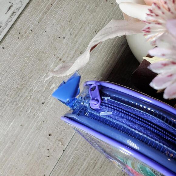 Star Wars mandalorian lip gloss set with nail stickers child’s gift - Picture 7 of 9